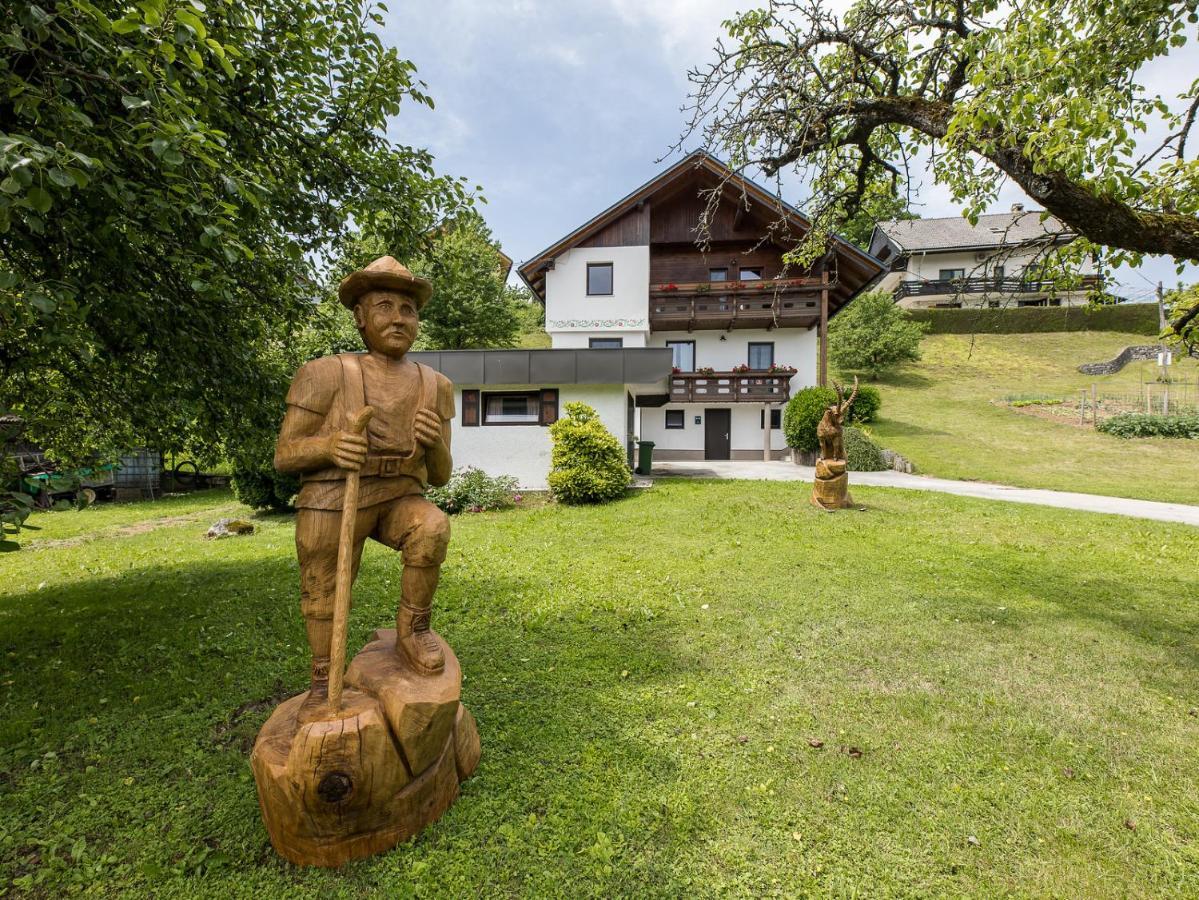 Alpinia Apartments Bled Bagian luar foto